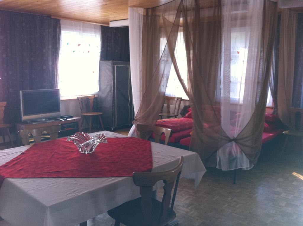 Gasthof Am Bach Bed and Breakfast Boltigen Kamer foto